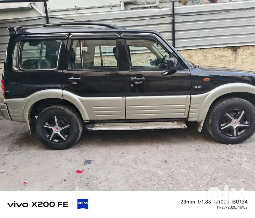 Mahindra Scorpio 2006 Diesel 90000 Km Driven