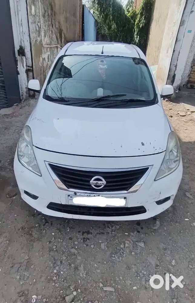 Nissan Sunny 2013