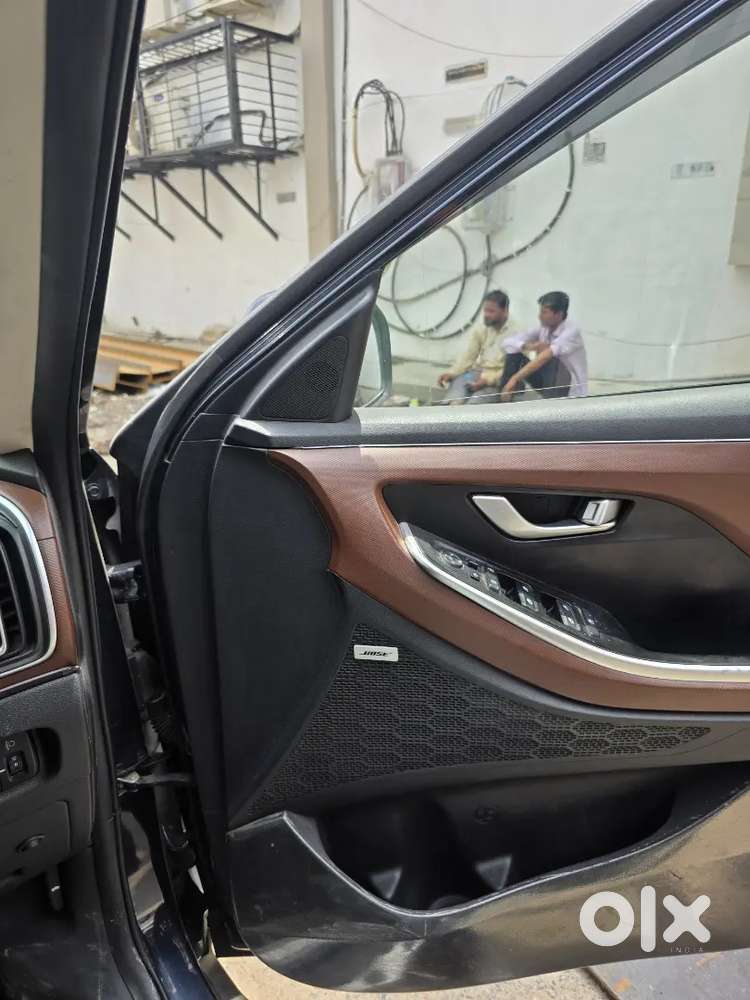 Hyundai Alcazar Diesel At Signature 2021 Top Model