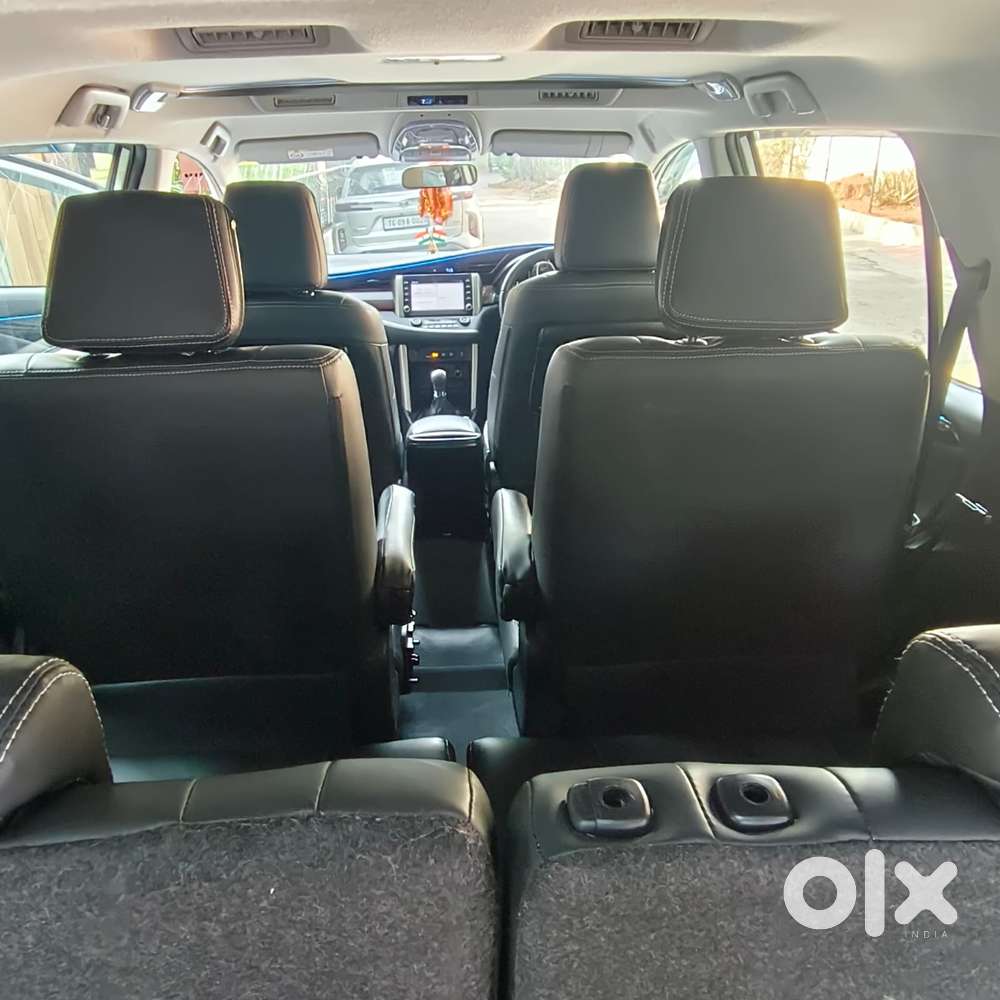 Toyota Innova Crysta 2.4 V 7 Str, 2023, Diesel