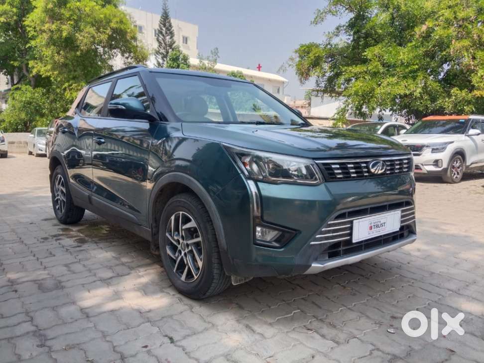Mahindra Xuv300 W8, 2022, Petrol