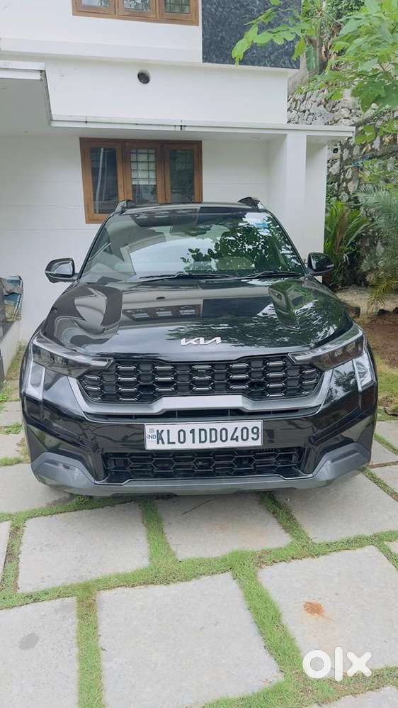 2024 Kia Sonet Gt-line Petrol  18.5k Km  Free Kia Service
