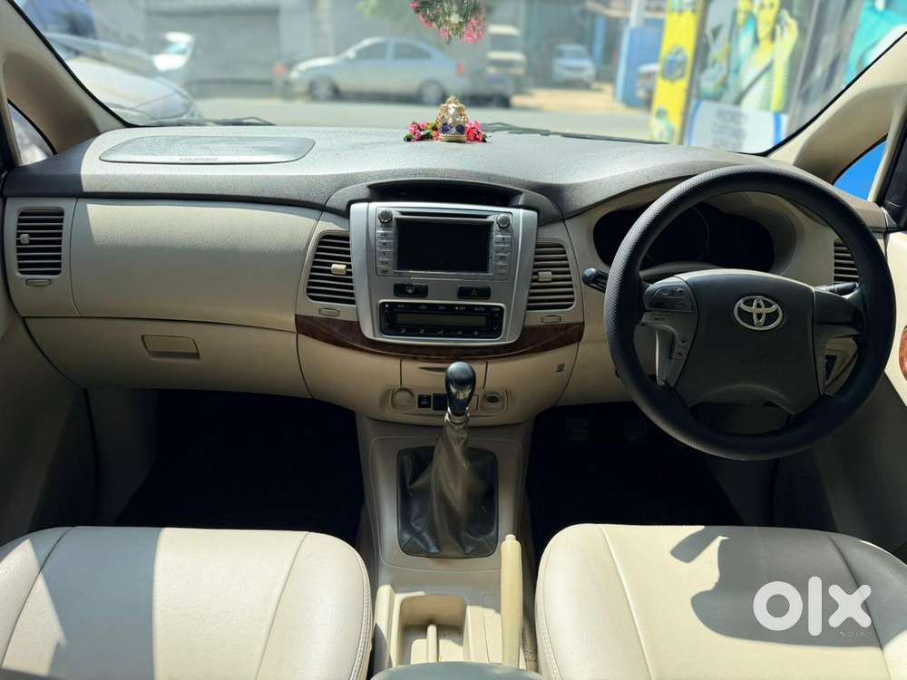 Toyota Innova 2.5 V 7 Str, 2012, Diesel