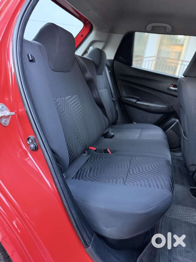 Maruti Suzuki Swift Vxi Optional, 2022, Petrol