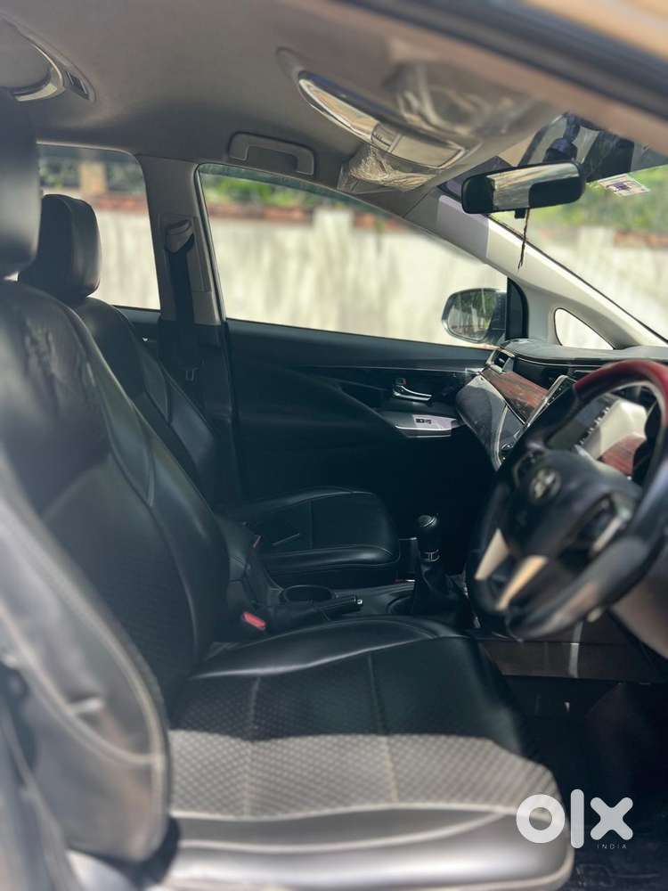 Toyota Innova Crysta 2.4 V, 2022, Diesel