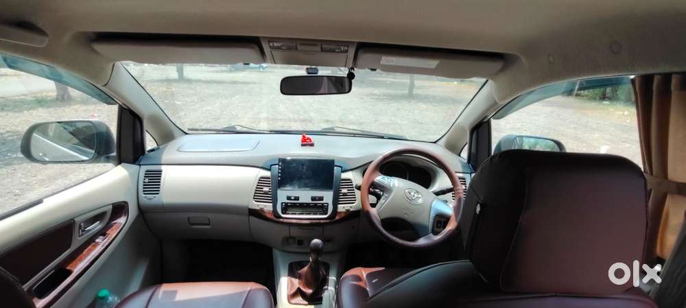 Toyota Innova 2.5 V 8 Str, 2014, Diesel