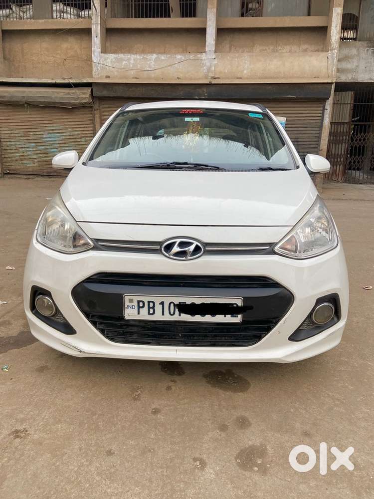 Hyundai Grand I10 2015 Car