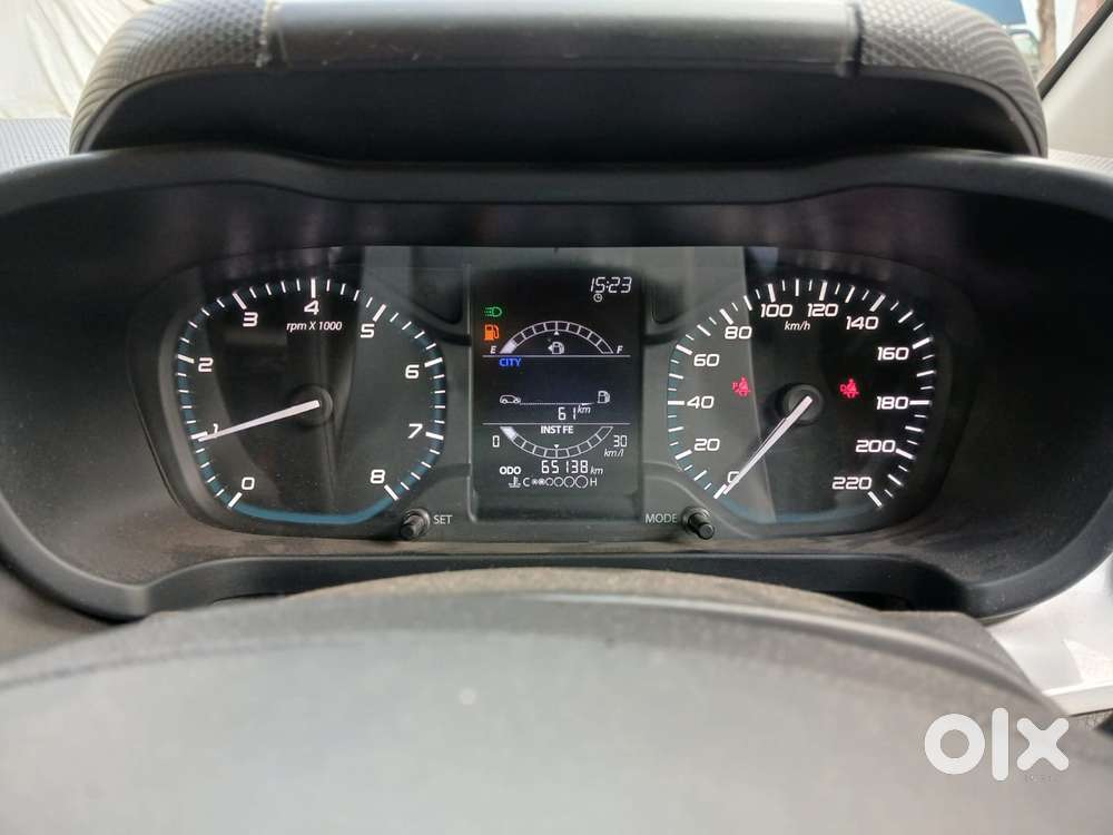 Tata Altroz 1.2 Xt, 2022, Petrol