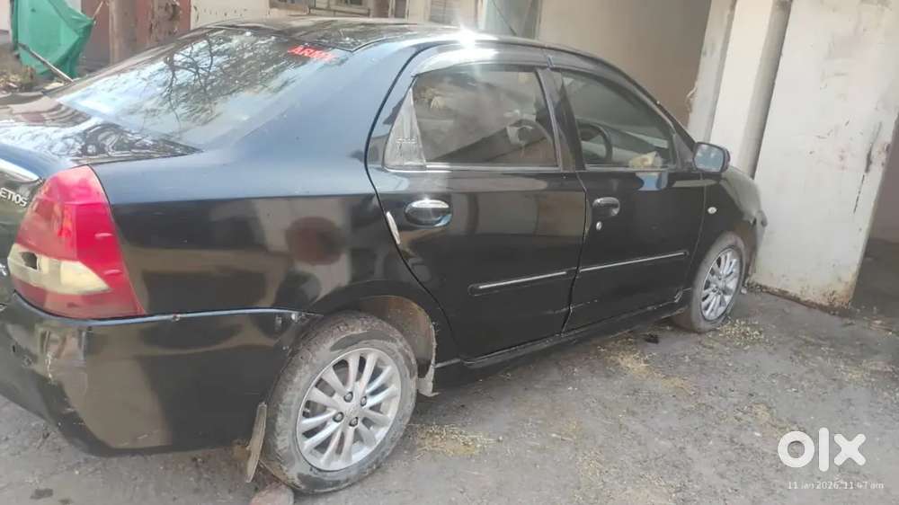 Toyota Etios Liva 2011