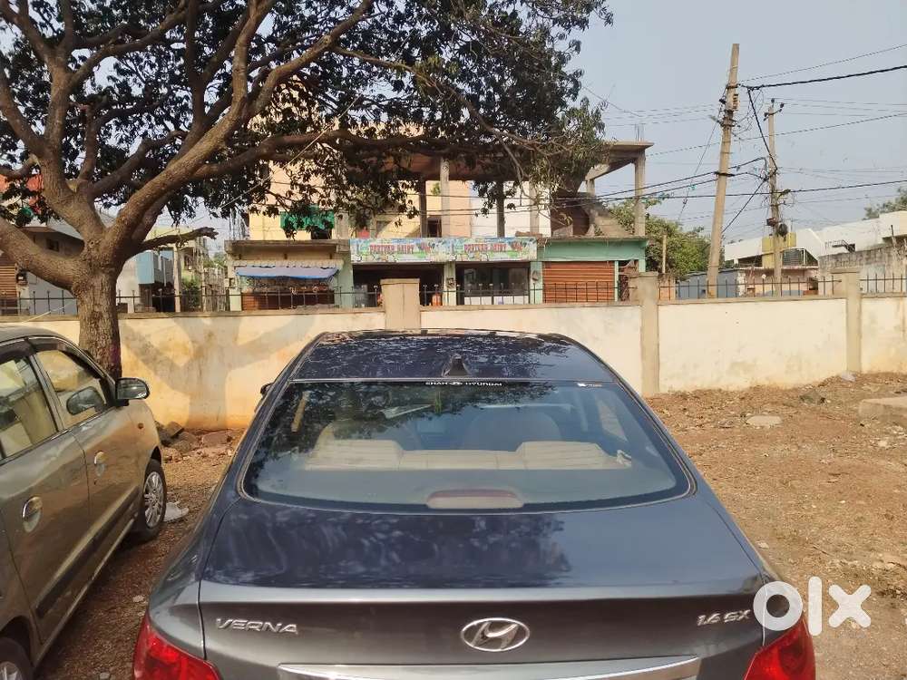Hyundai Fluidic Verna 2016