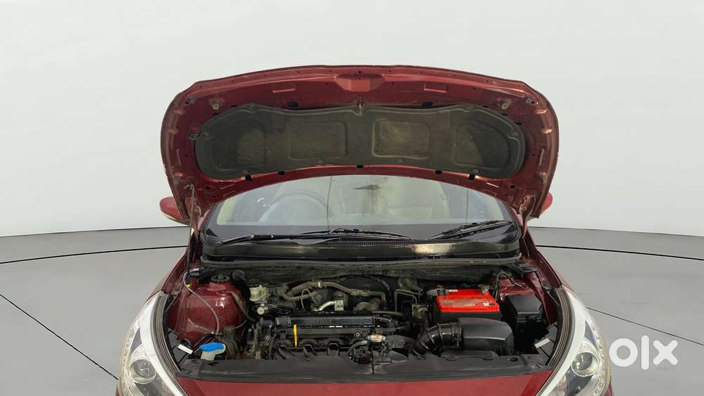 Hyundai Verna Fluidic 1.6 Vtvt Sx Opt, 2014, Petrol