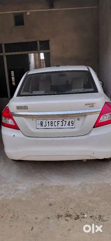 Maruti Suzuki Dzire 2015 Diesel 70000 Km Driven