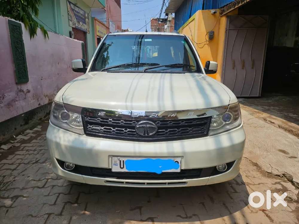 Tata Safari Storme 2018 August
