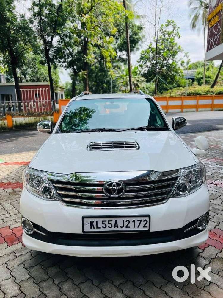 Toyota Fortuner 3.0 4x2 Mt, 2009, Diesel