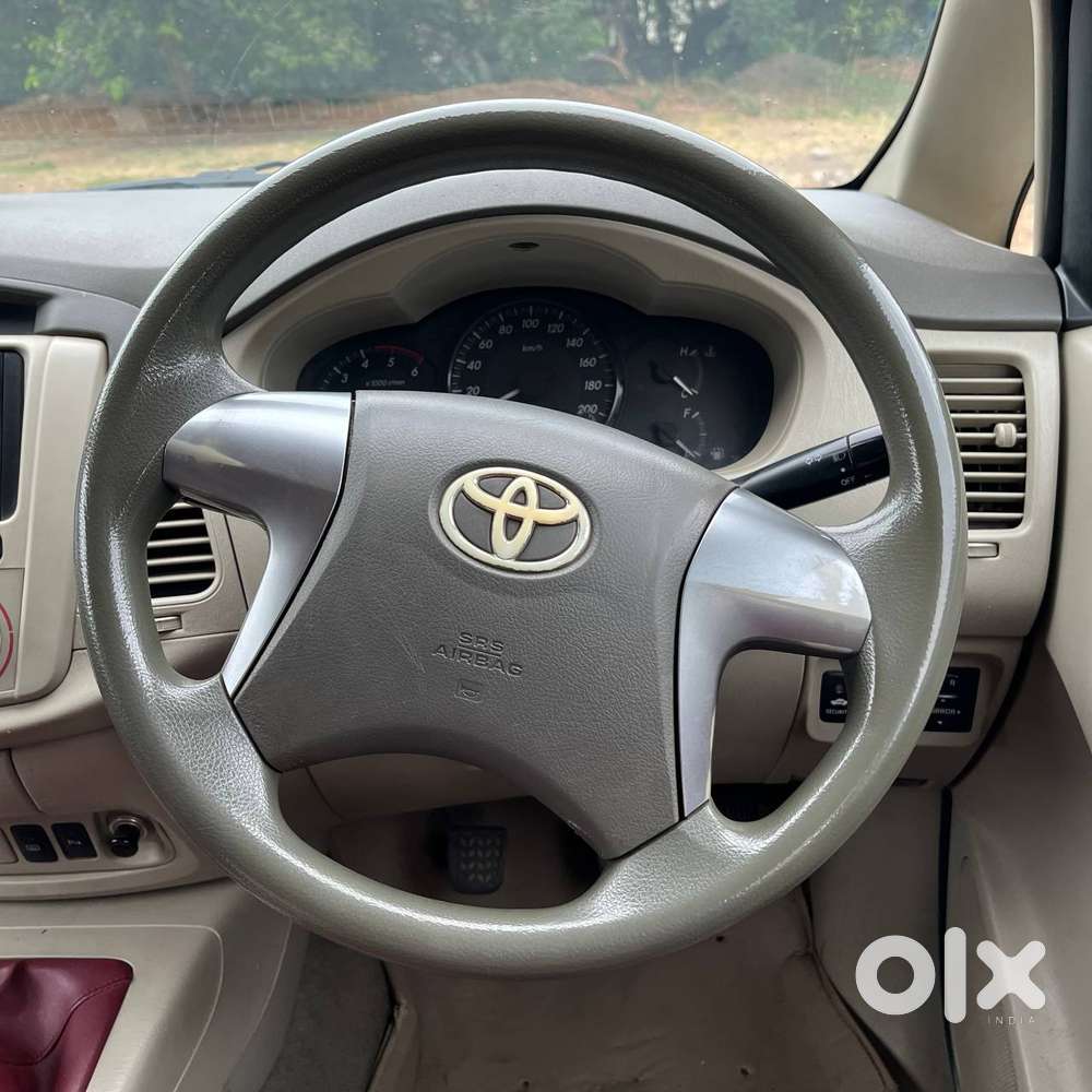 Toyota Innova 2.5 V 7 Str, 2014, Diesel