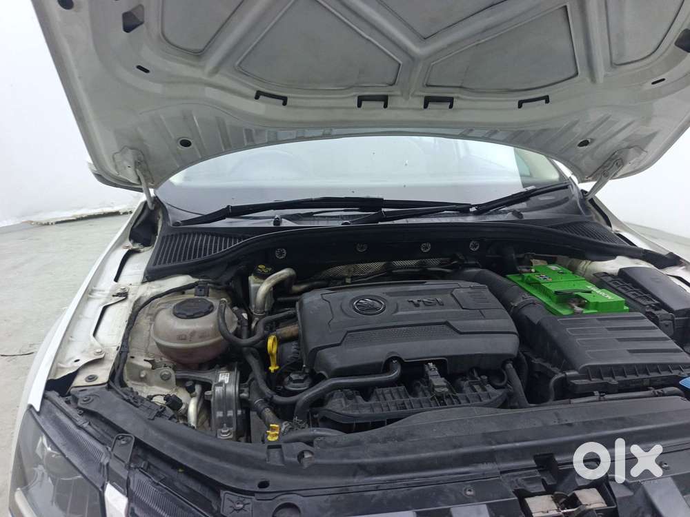 Skoda Octavia 1.8 Tsi Style At, 2018, Petrol