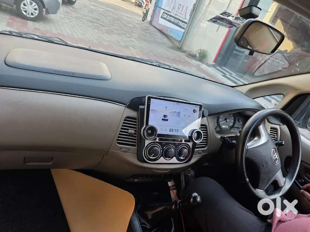 Toyota Innova Diesel 7 Seater 2015