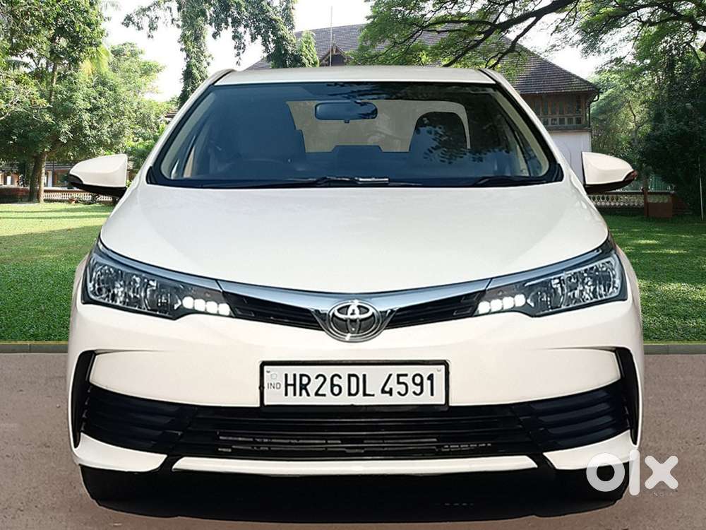 Toyota Corolla Altis 1.8 J, 2018, Petrol