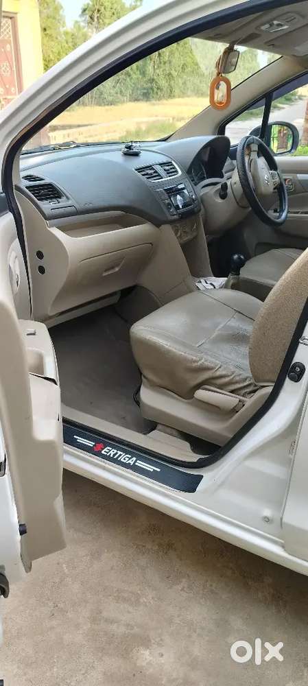 Maruti Suzuki Ertiga 2017