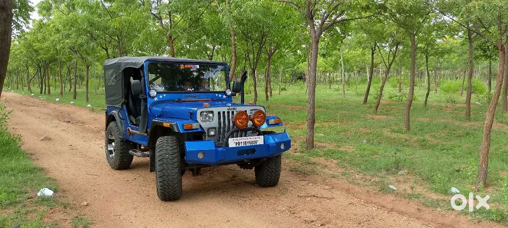 Mahindra Jeep