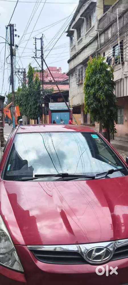 Hyundai I20 2011 Petrol 80000 Km Driven