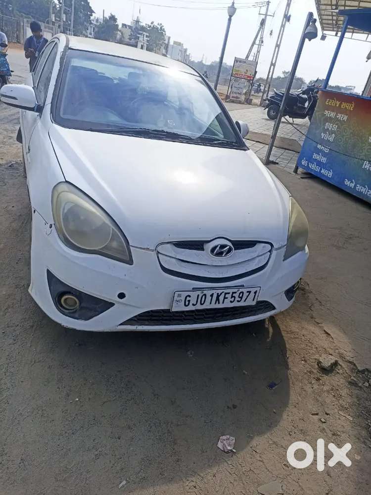 Hyundai Verna 2010 Diesel Well Maintained