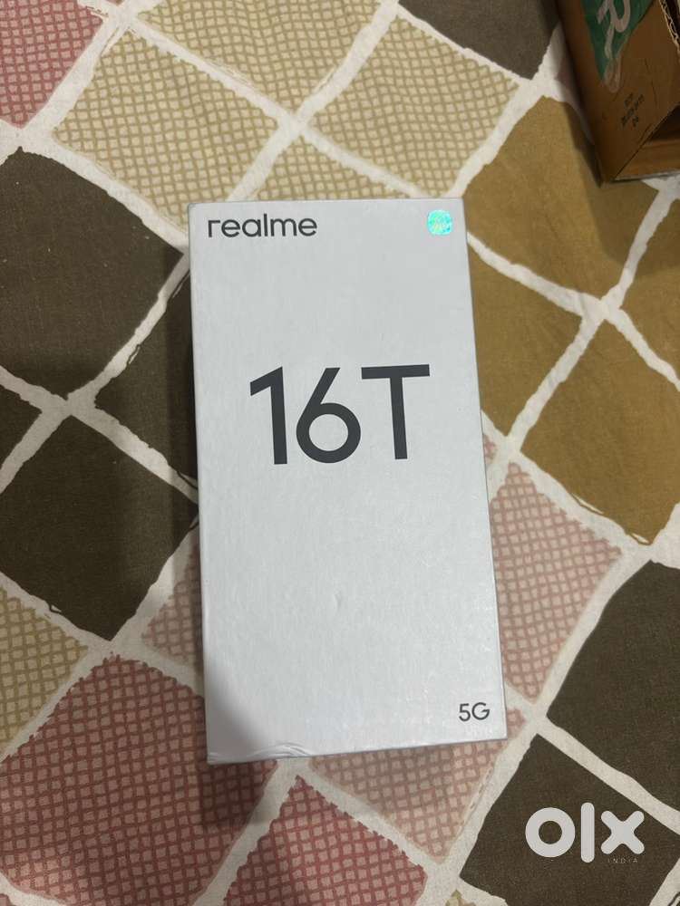 Brand new realme 16T 8|256 gb.. unused phone.. online price- 36999