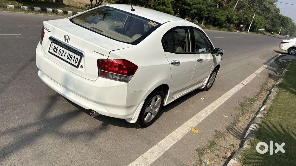 Honda City V Inspire, 2011, Petrol