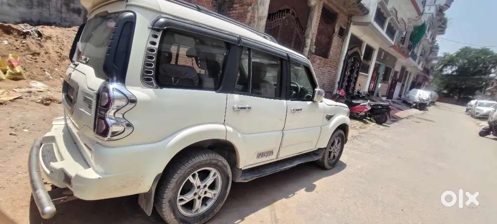 Scorpio S10 2017 Mint Condition