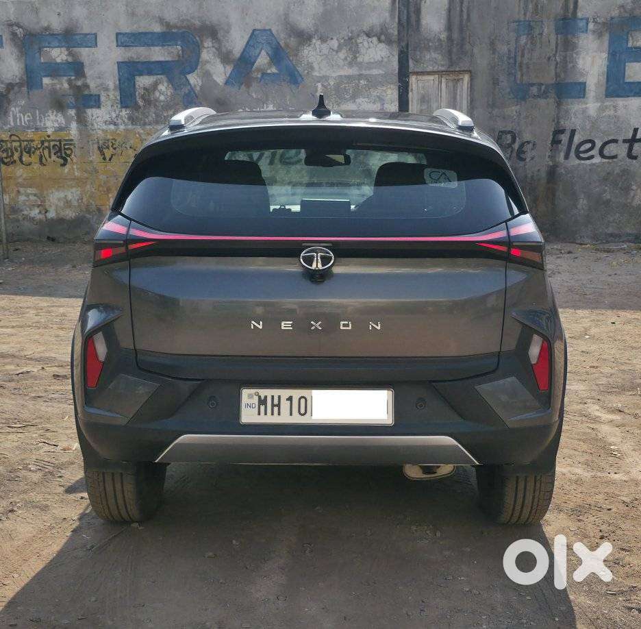 Tata Nexon Fearless Plus 1.2 Revotron Petrol 6 Mt, 2024, Petrol