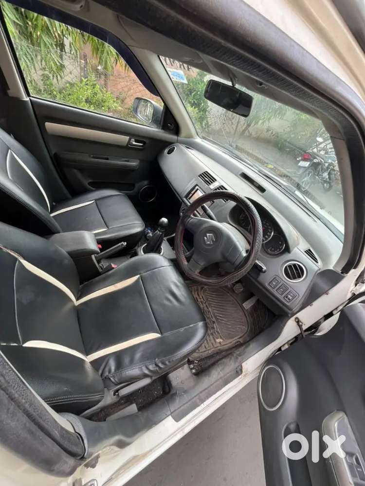 Maruti Suzuki Swift 2010 Vxi Petrol Manual