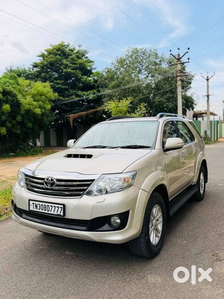 Toyota Fortuner, 2013, Diesel