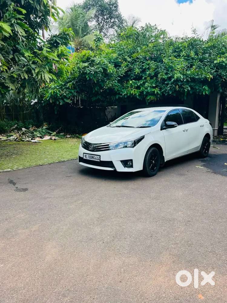 Toyota Corolla Altis 2014