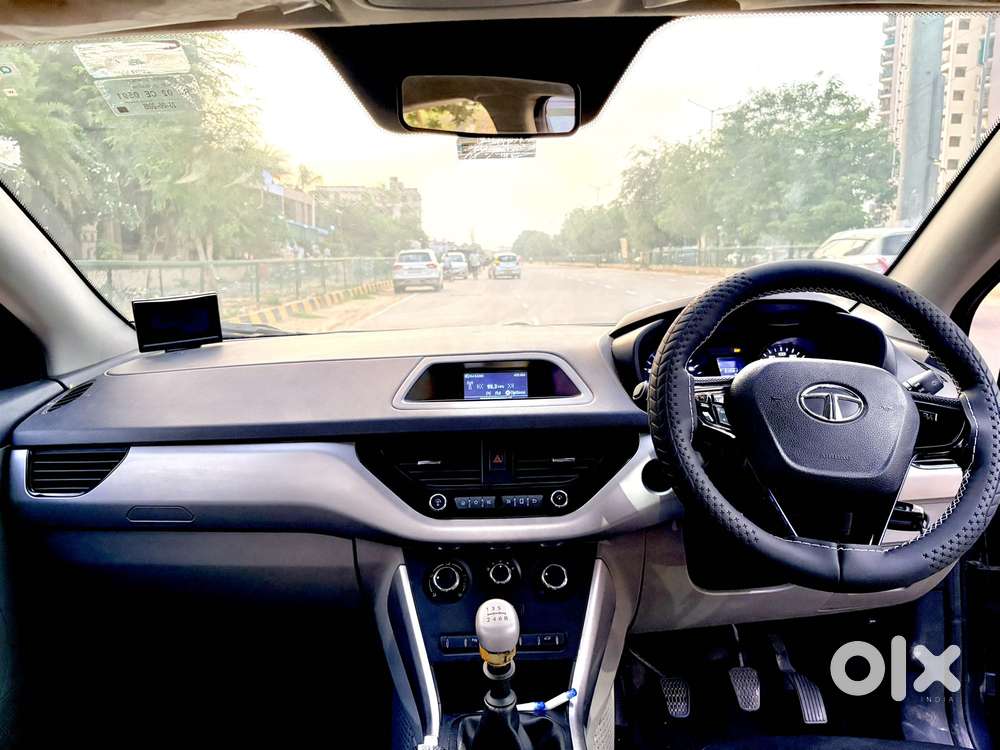 Tata Nexon 1.2 Revotron Xm (s), 2018, Petrol