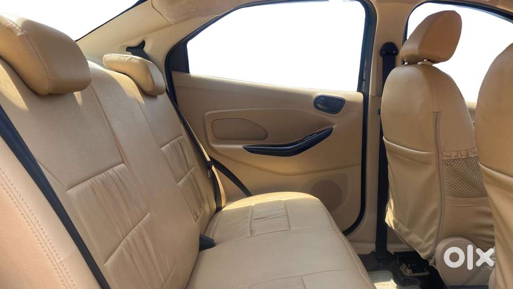 Ford Figo Aspire Titanium, 2021, Petrol