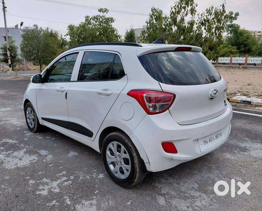 Hyundai Grand I10 2013-2016 Sportz, 2016, Petrol