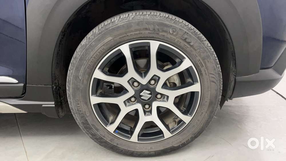 Maruti Suzuki Xl6 1.5 Alpha Plus Mt, 2022, Petrol