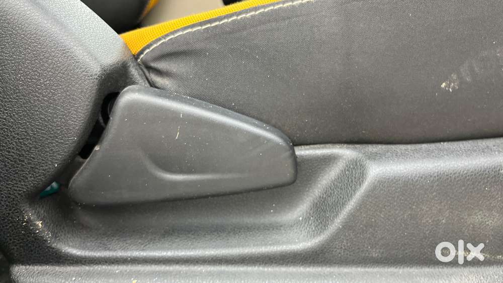 Renault Kwid 1.0 Climber (o) Dual Tone, 2023, Petrol