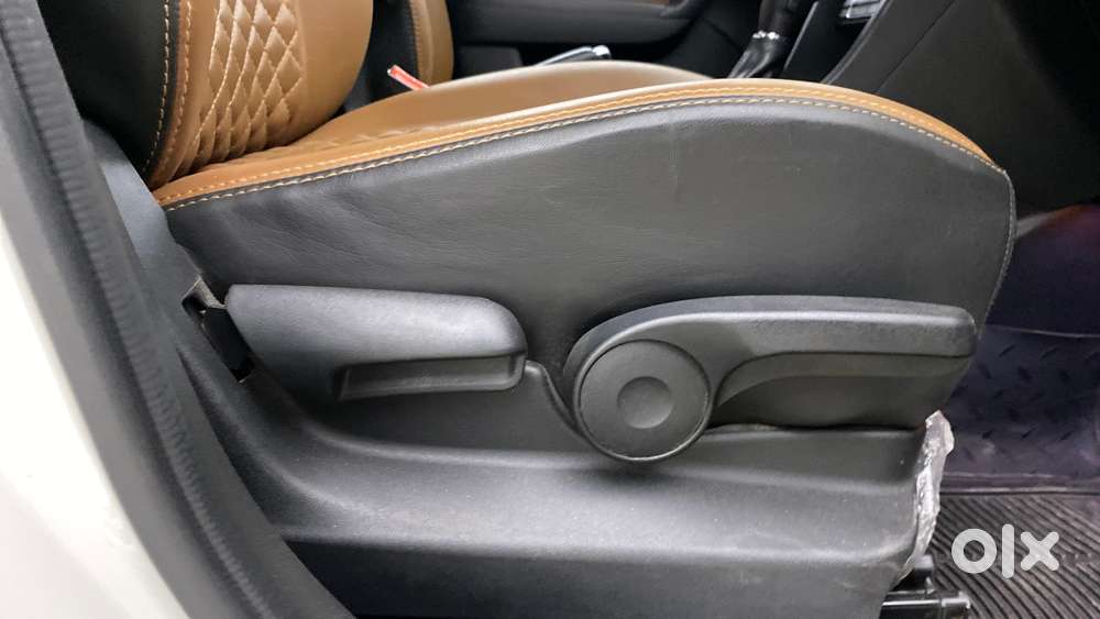 Maruti Suzuki Vitara Brezza 1.5 Zxi Plus At, 2021, Petrol