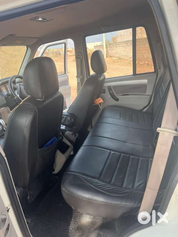 Mahindra Scorpio 2015 Diesel Well Maintained