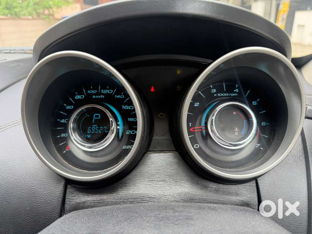 Mahindra Xuv500 W11 Option At, 2021, Diesel