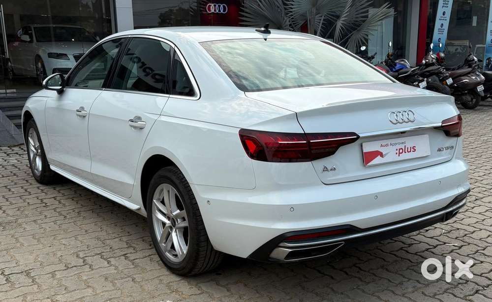 Audi A4 2.0 Technology 40 Tfsi, 2025, Petrol