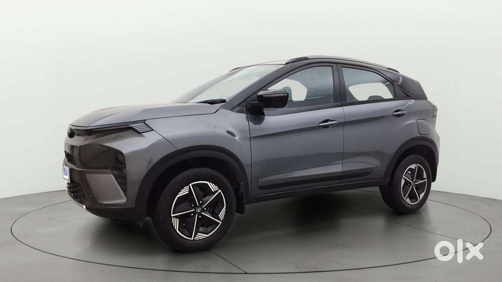 Tata Nexon Fearless S Purple 1.5 Revotorq Diesel 6mt Dual Tone, 2023..