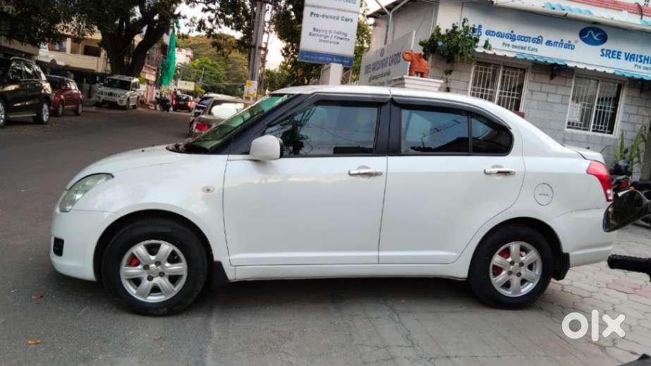 Maruti Suzuki Swift Dzire Zxi, 2011, Petrol