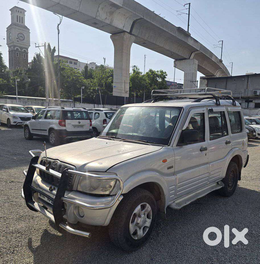 Mahindra Scorpio 2.6 Glx, 2003, Diesel