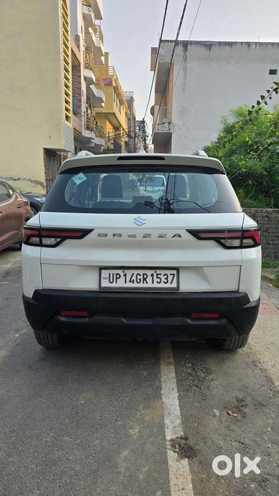 Maruti Vitara Brezza Petrol/cng