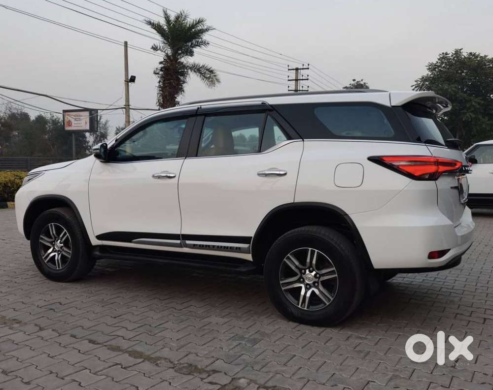 Toyota Fortuner 4x2 At 2.8 Diesel, 2021, Diesel