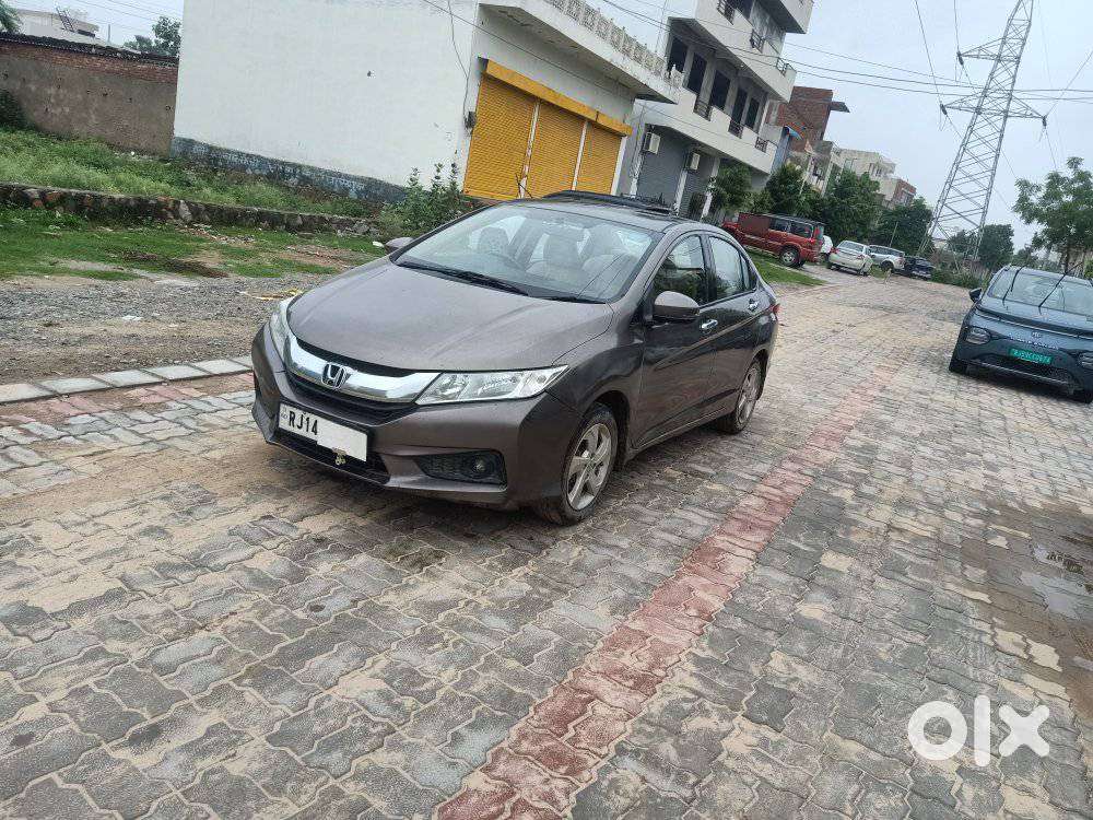 Honda City V At Sunroof I-vtec, 2014, Cng & Hybrids