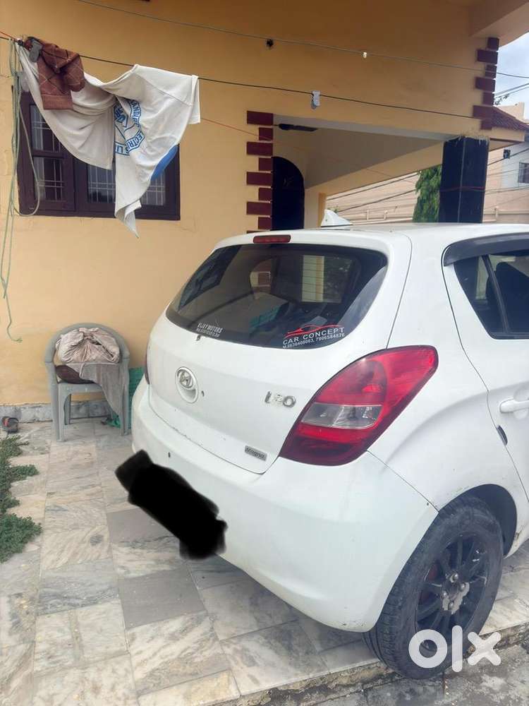 Hyundai Car Manual 2010