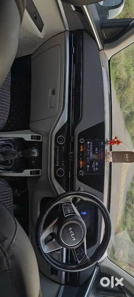 Kia Carens Prestige Diesal 2022 First Owner